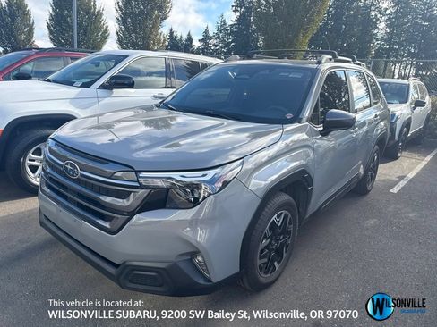 Used 2025 Subaru Forester Premium AWD/4WD image 1