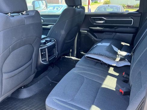 Used 2021 RAM 1500 Big Horn AWD/4WD image 14
