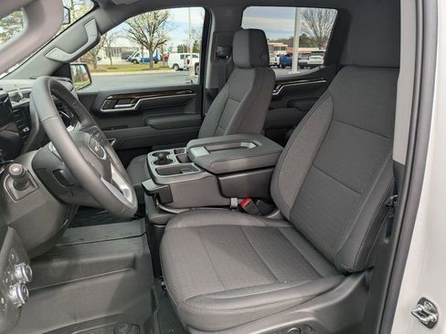 New 2026 GMC Sierra 1500 SLE w/ X31 Off-Road Package image 13
