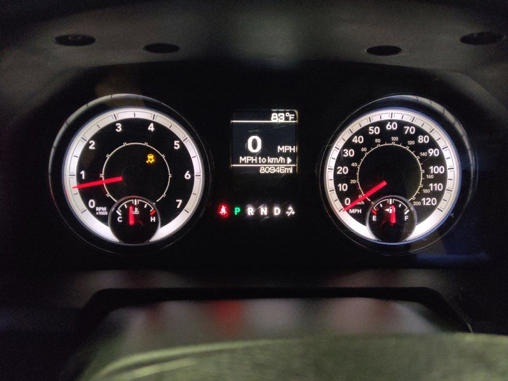 Used 2018 RAM 1500 Express RWD image 23
