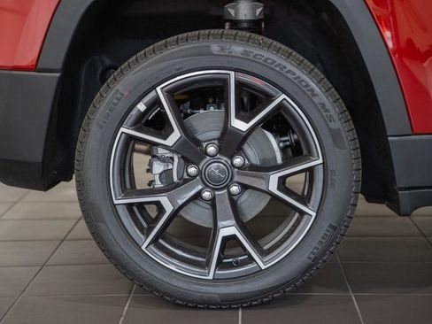 New 2026 Jeep Cherokee Overland image 19