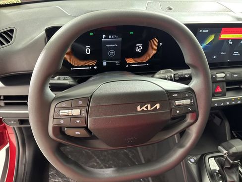 New 2026 Kia K4 FWD image 29