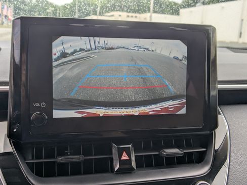 Used 2024 Toyota Corolla LE FWD image 20