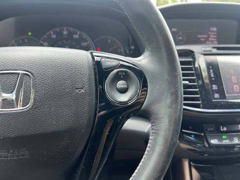 Used 2016 Honda Accord EX-L image 20