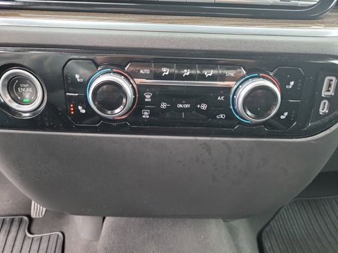 Used 2023 GMC Sierra 1500 Elevation image 30