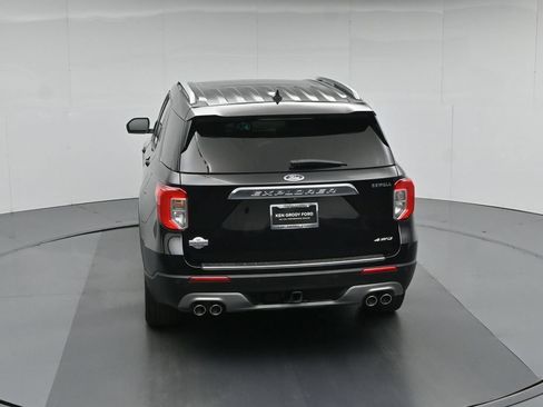 Certified 2023 Ford Explorer King Ranch w/ Technology Package AWD/4WD image 49