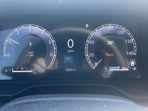 Certified 2025 Jeep Grand Cherokee Altitude RWD image 30