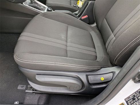 Used 2024 Hyundai Venue SEL image 15