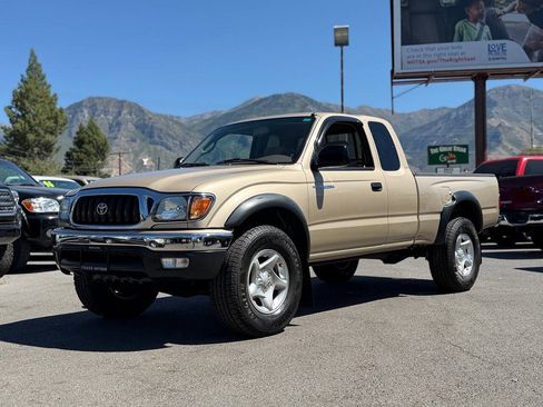 Used 2003 Toyota Tacoma 4x4 Xtracab V6 w/ Convenience Pkg image 1
