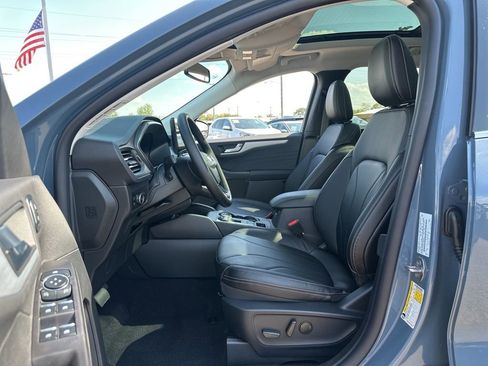 New 2026 Ford Escape Platinum w/ Premium Technology Package image 9