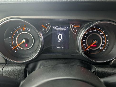 Used 2022 Jeep Gladiator Sport image 27