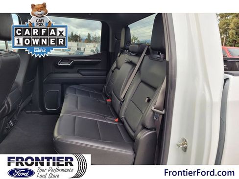 Used 2024 GMC Sierra 1500 SLT image 11