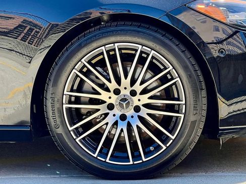 Certified 2023 Mercedes-Benz C 300 4MATIC Sedan image 10