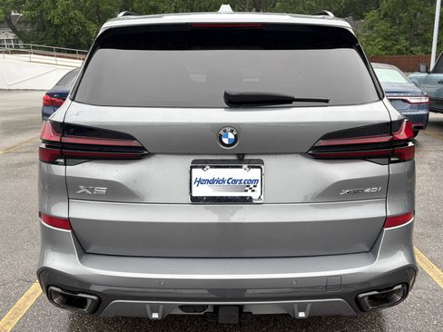 Used 2024 BMW X5 xDrive40i w/ M Sport Package AWD/4WD image 9