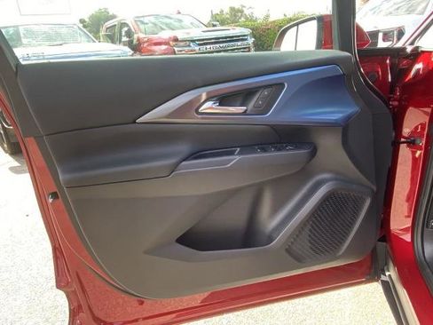 New 2026 Chevrolet Equinox EV LT FWD image 21