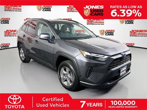 Used 2023 Toyota RAV4 XLE AWD/4WD image 1
