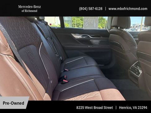 Used 2022 BMW 750i xDrive w/ Executive Package AWD/4WD image 16