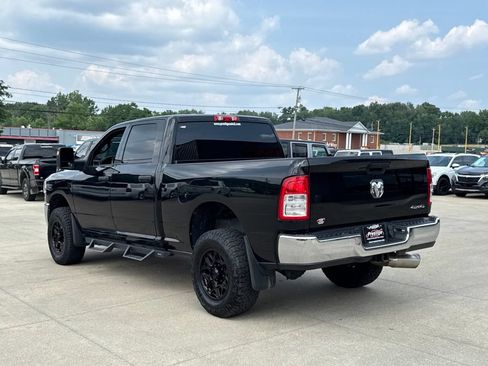 Used 2024 RAM 2500 Tradesman w/ Chrome Appearance Group AWD/4WD image 4