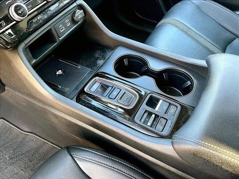 Used 2024 Honda Pilot EX-L image 15