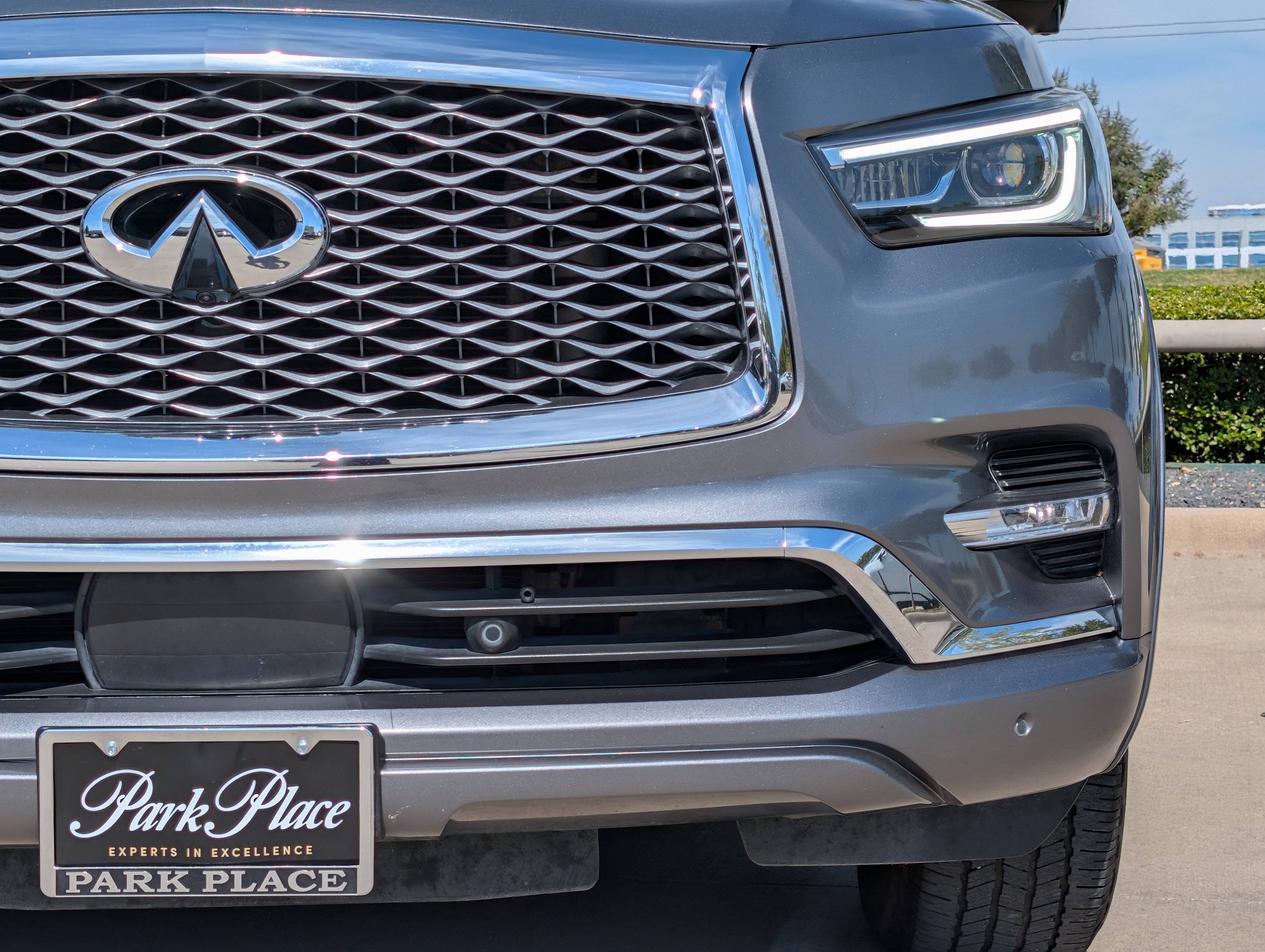Used 2021 INFINITI QX80 Luxe w/ Cargo Package RWD image 10
