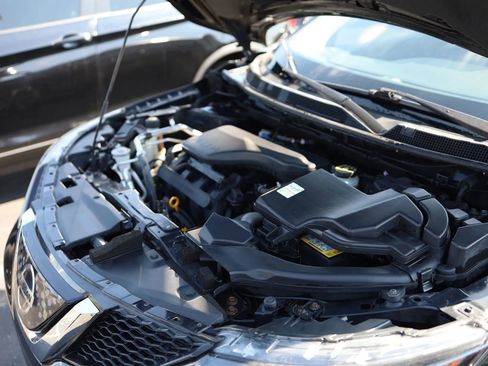 Used 2018 Nissan Rogue Sport SL w/ SL Premium Package image 51