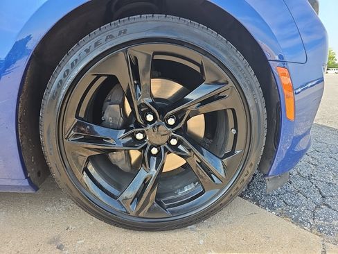 Used 2021 Chevrolet Camaro LT w/ RS Package RWD image 3