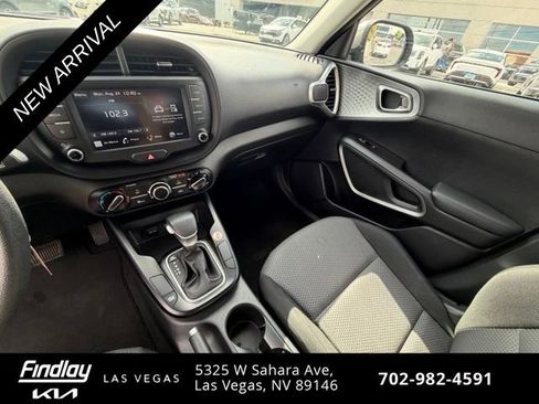 Certified 2024 Kia Soul LX w/ Option Group 015 FWD image 12