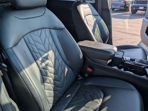 Used 2025 Kia Sportage X-Line w/ Premium Package image 23