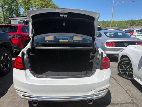 Used 2018 BMW 340i xDrive Sedan AWD/4WD image 8