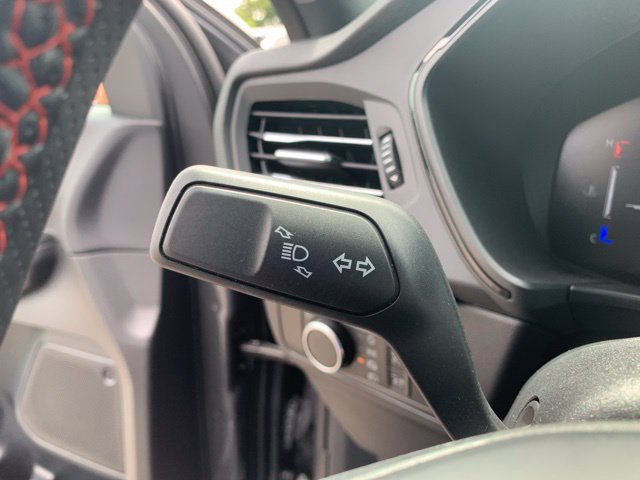 Certified 2025 Ford Escape ST-Line AWD/4WD image 27