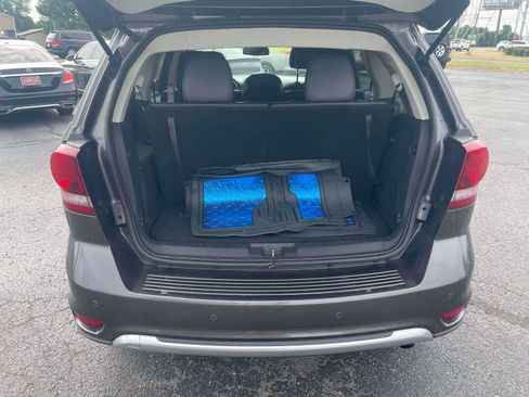 Used 2020 Dodge Journey Crossroad FWD image 7