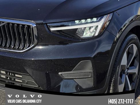 Certified 2024 Volvo XC40 B5 Core w/ Protection Package Premier image 8