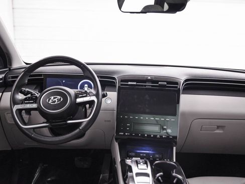 Used 2024 Hyundai Tucson Limited image 25