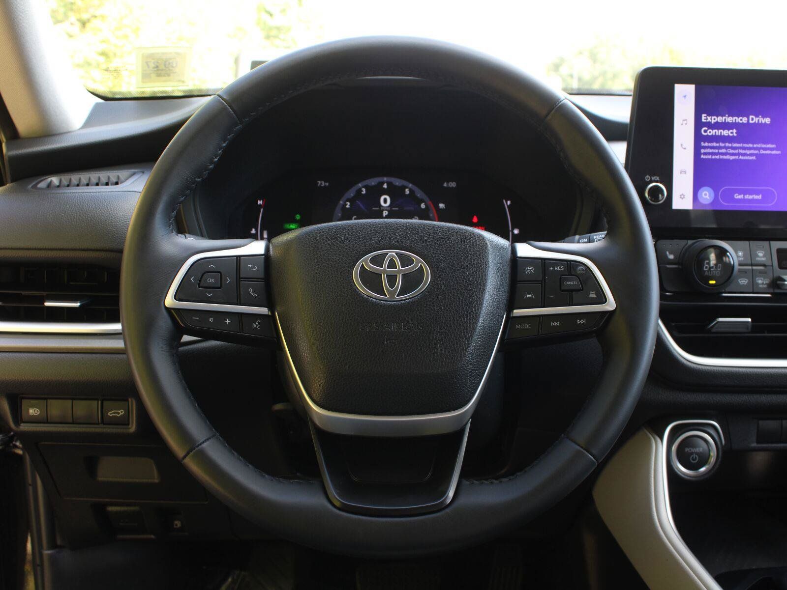 Used 2024 Toyota Grand Highlander AWD Hybrid image 10