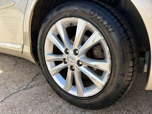 Used 2010 Lexus ES 350 image 27