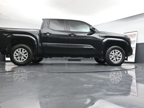 Used 2024 Toyota Tacoma SR5 image 41
