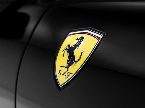 Used 2026 Ferrari Roma Spider RWD image 44