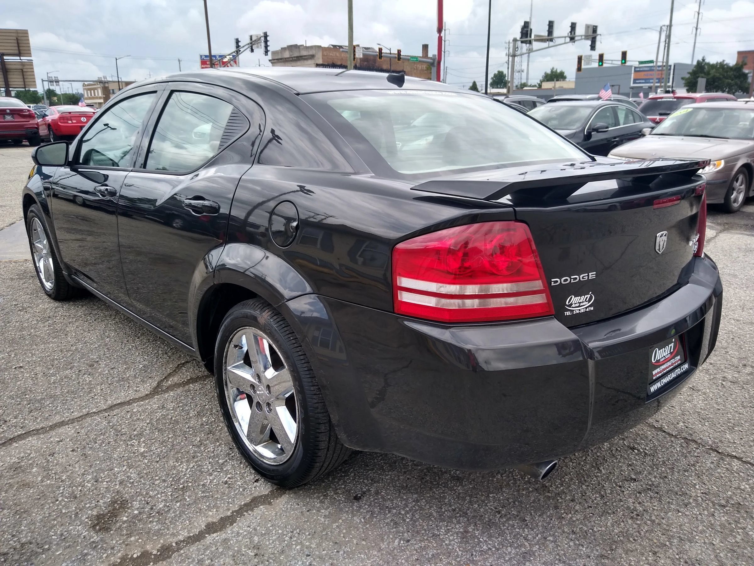 Used 2010 Dodge Avenger R/T w/ Navigation & Sound Group I FWD image 7