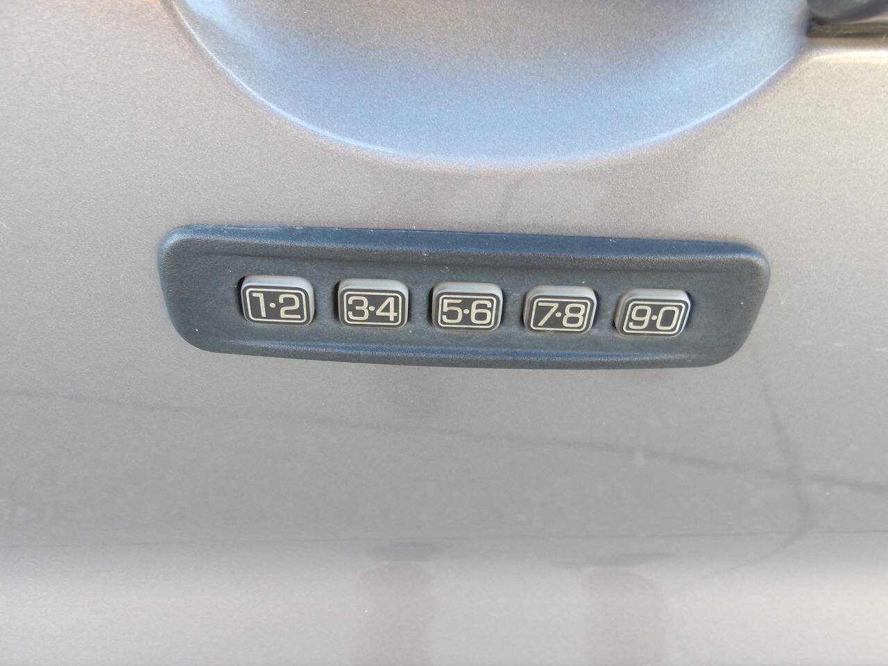 Used 2007 Ford Escape Limited FWD image 15