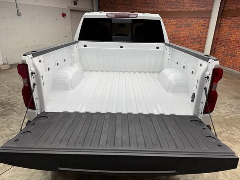 Used 2024 Chevrolet Silverado 1500 LTZ w/ LTZ Convenience Package II AWD/4WD image 28