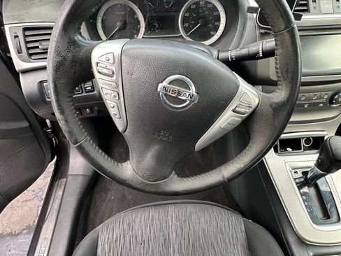 Used 2014 Nissan Sentra SV w/ SV Driver Package FWD image 4