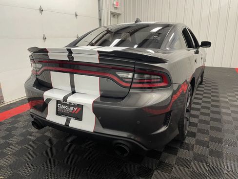 Used 2022 Dodge Charger R/T RWD image 13