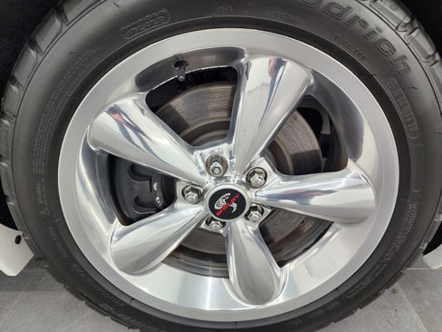 Used 2007 Ford Mustang GT image 44