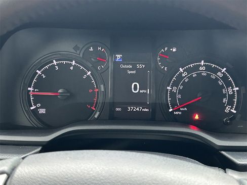 Certified 2024 Toyota 4Runner SR5 image 33