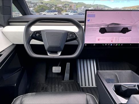 Used 2024 Tesla Cybertruck AWD Crew Cab image 14
