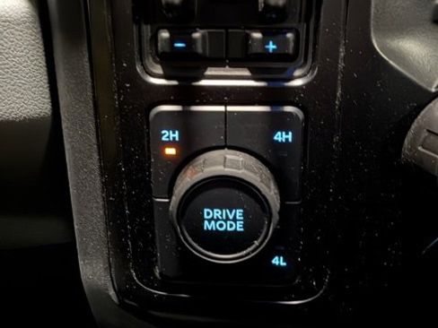 Used 2025 Ford F250 XLT image 18