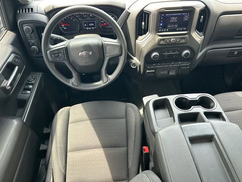 Used 2024 Chevrolet Silverado 1500 Custom Trail Boss AWD/4WD image 23