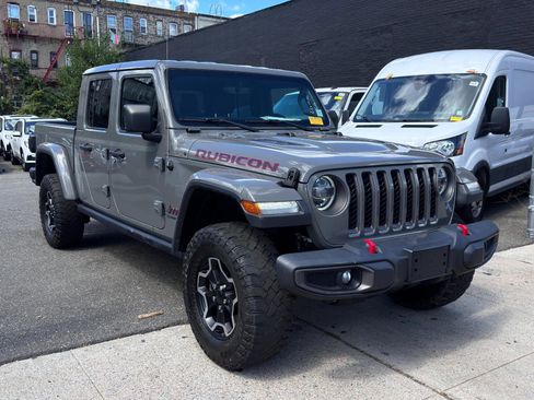 Used 2021 Jeep Gladiator Rubicon image 3