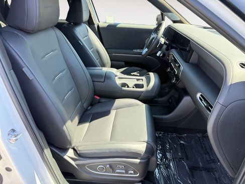 Certified 2026 Hyundai Palisade Calligraphy AWD/4WD image 19