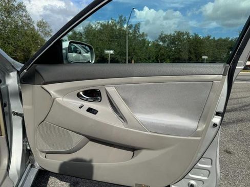 Used 2007 Toyota Camry LE FWD image 16